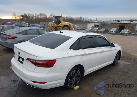 2019 Volkswagen Jetta 1.4T Sel Premium from USA, damaged, VIN 3VWG57BU1KM007058